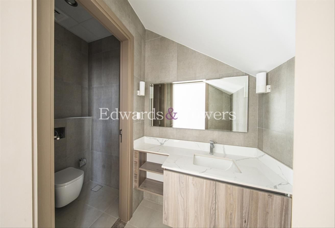 Private Pool | Elevator| Large Layout | Vacant photo 22