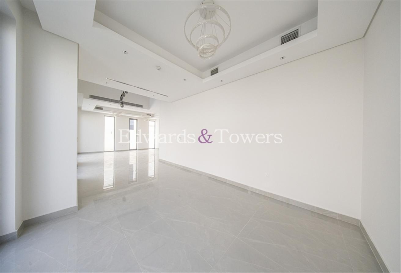 Private Pool | Elevator| Large Layout | Vacant photo 19