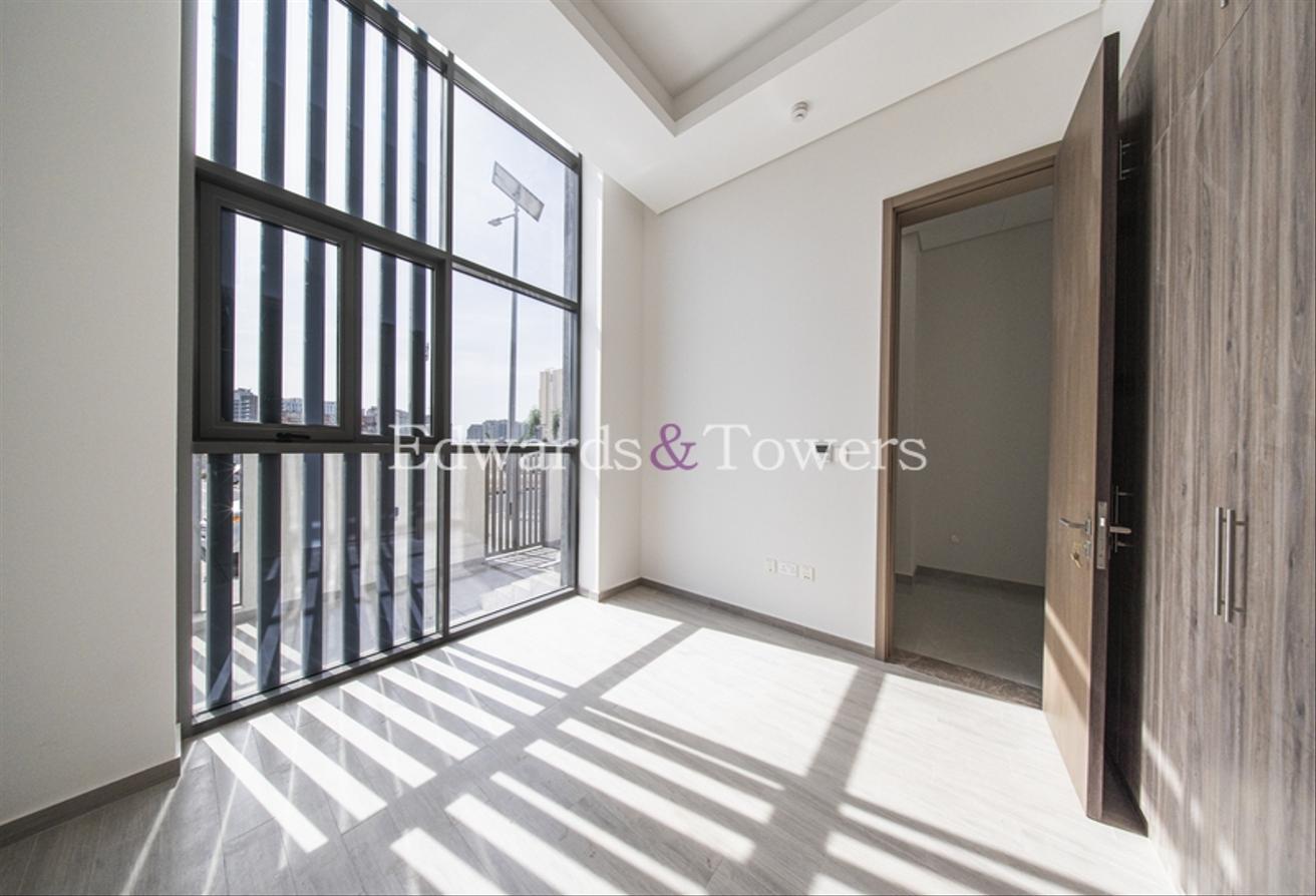 Private Pool | Elevator| Large Layout | Vacant photo 16