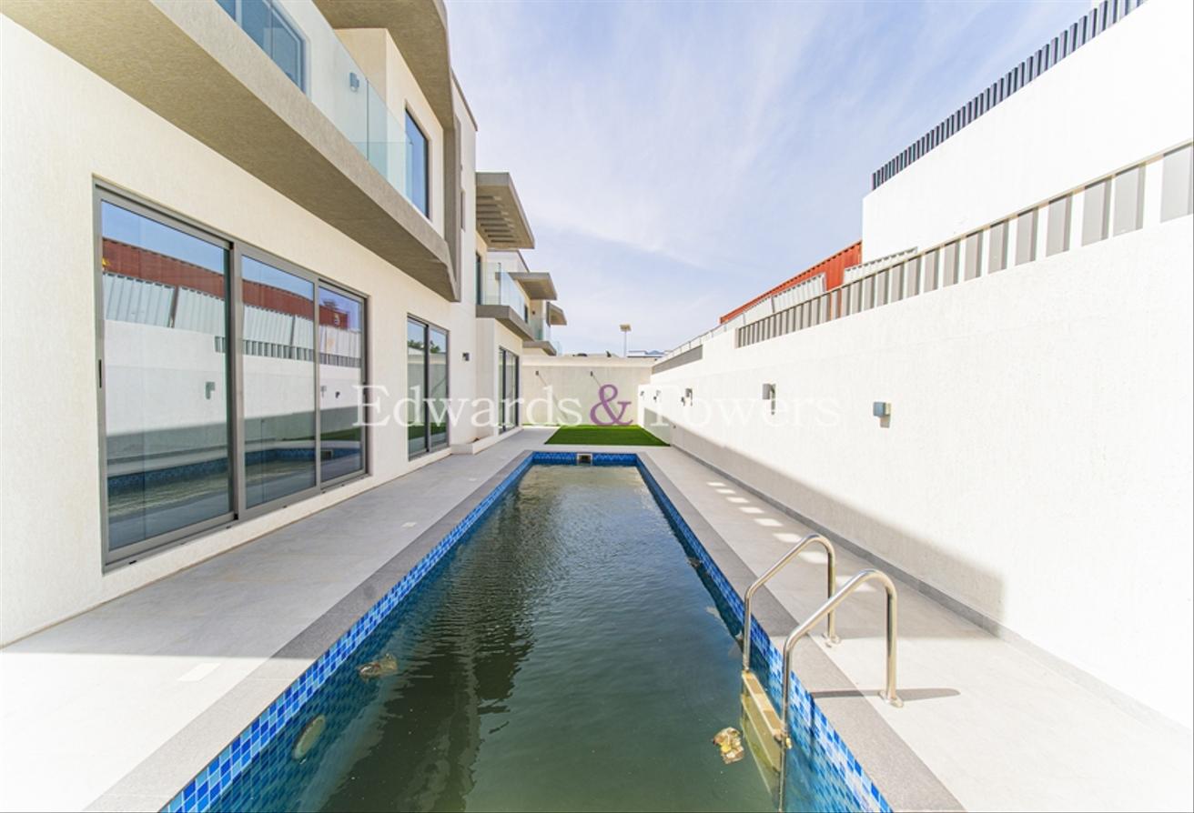 Private Pool | Elevator| Large Layout | Vacant photo 25