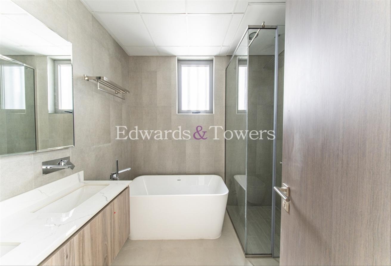 Private Pool | Elevator| Large Layout | Vacant photo 23