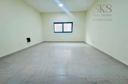 شقة - 2 غرف نوم - 3 حمامات للايجار في مبني الادريسي - البرشاء 1 - البرشاء - دبي