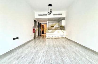 Apartment - 1 - 1 for rent in Jumeirah Garden City - Al Satwa - Dubai