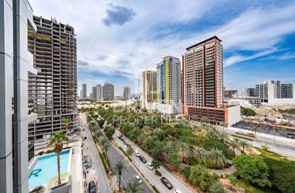 Apartment - 1 Bedroom - 2 Bathrooms for rent in Regina Tower - District 12 - Jumeirah Village Circle - Dubai