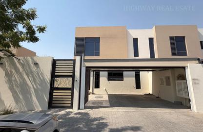 Townhouse - 4 Bedrooms - 5 Bathrooms for rent in Nasma Residence - Al Tai - Sharjah