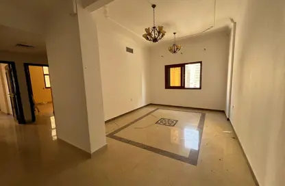Apartment - 2 Bedrooms - 2 Bathrooms for rent in Al Khan Corniche - Al Khan - Sharjah