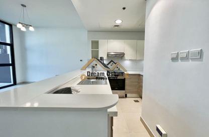 Apartment - 2 Bedrooms - 3 Bathrooms for rent in Iris Amber - Al Jaddaf - Dubai