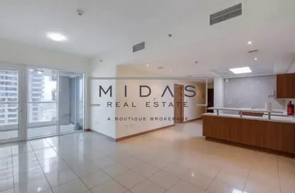 Apartment - 1 Bedroom - 2 Bathrooms for rent in Sulafa Tower - Dubai Marina - Dubai