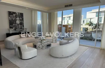 Villa - 4 Bedrooms - 5 Bathrooms for rent in Ixora - Al Barari - Dubai