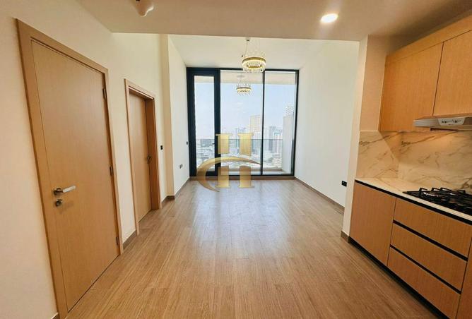 68273108 - Property Main Image