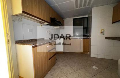 Apartment - 2 Bedrooms - 2 Bathrooms for sale in Sara Tower - Al Majaz 3 - Al Majaz - Sharjah Apartment - 2 Bedrooms - 2 Bathrooms for sale in Sara Tower - Al Majaz 3 - Al Majaz - Sharjah