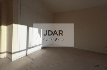 Apartment - 2 Bedrooms - 2 Bathrooms for sale in Sara Tower - Al Majaz 3 - Al Majaz - Sharjah