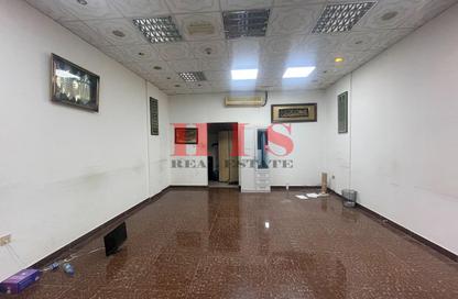 متجر - استوديو - 1 للايجار في O06 - طراز فارسي - المدينة العالمية - دبي متجر - استوديو - 1 للايجار في O06 - طراز فارسي - المدينة العالمية - دبي