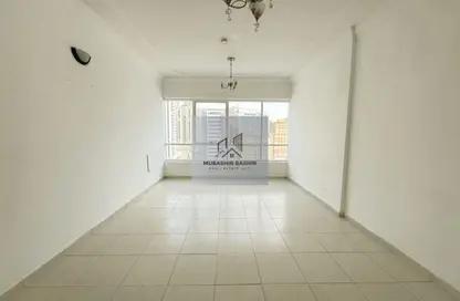 Apartment - 1 Bedroom - 2 Bathrooms for rent in Al Mamzar Plaza - Al Taawun Street - Al Taawun - Sharjah
