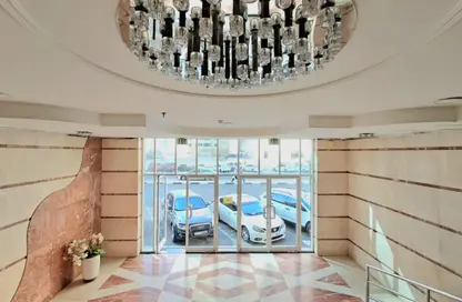 Apartment - 1 Bedroom - 2 Bathrooms for rent in Al Mamzar Plaza - Al Taawun Street - Al Taawun - Sharjah