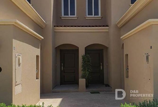 72304716 - Property Image 2