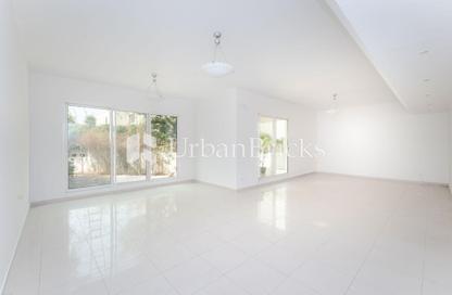 Villa - 3 - 4 for rent in Umm Suqeim 2 Villas - Umm Suqeim 2 - Umm Suqeim - Dubai
