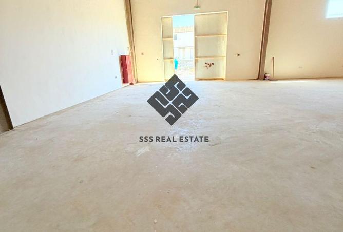 132008353 - Property Image 3