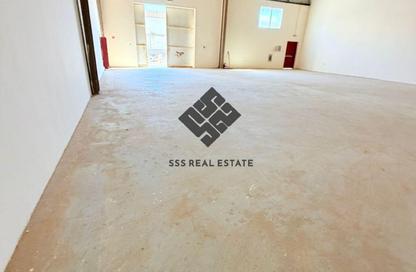 Warehouse - Studio - 1 Bathroom for rent in Umm Al Thuoob - Umm Al Quwain
