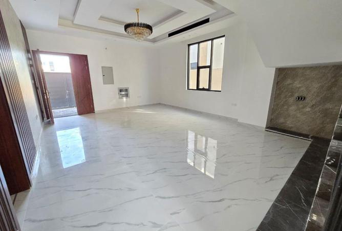 67062598 - Property Image 3