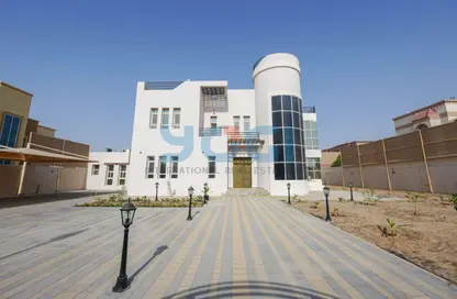 Villa - 6 Bedrooms - 7 Bathrooms for rent in Al Mizhar 3 - Al Mizhar - Dubai Villa - 6 Bedrooms - 7 Bathrooms for rent in Al Mizhar 3 - Al Mizhar - Dubai