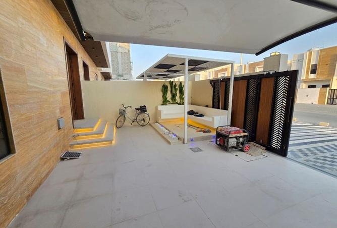113733435 - Property Image 2