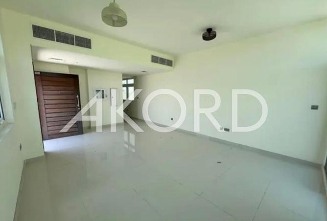 125653848 - Property Image 3