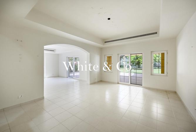 64407163 - Property Image 3