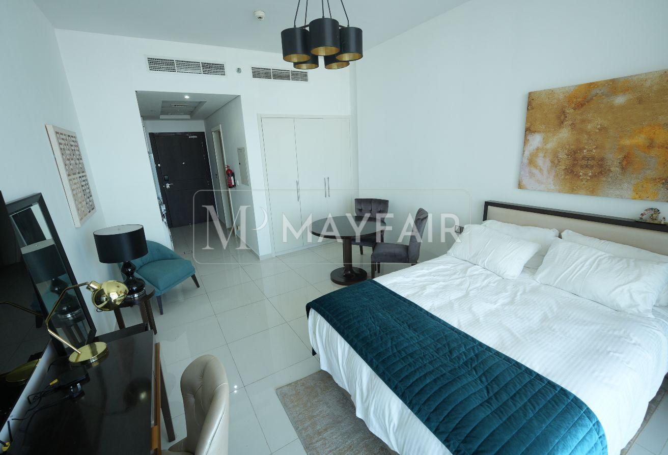 High Floor | Ghalia | Studio photo 7