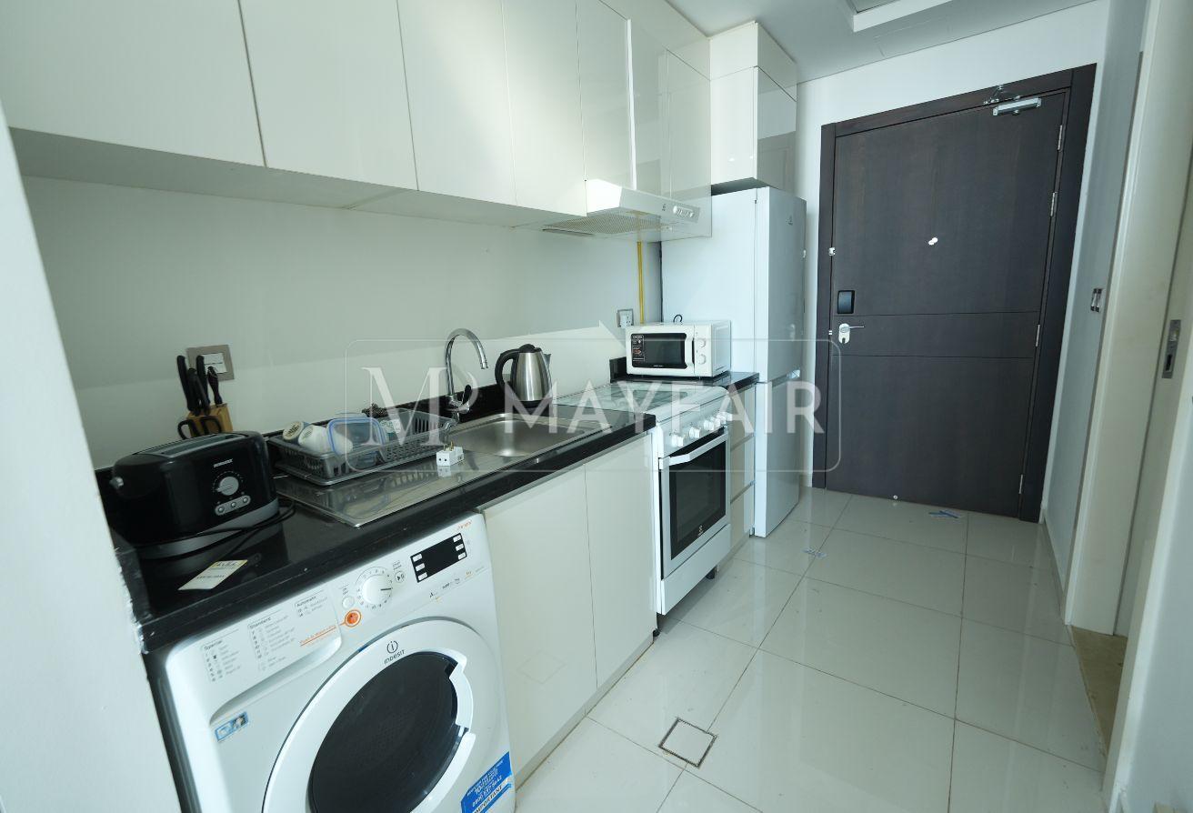 High Floor | Ghalia | Studio photo 3