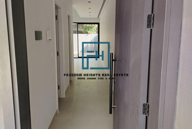 64610947 - Property Image 2