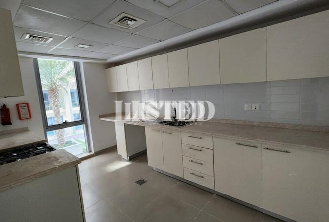 135143067 - Property Image 3