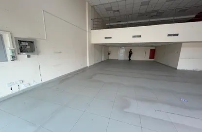 متجر - استوديو - 1 حمام للايجار في المنطقة الصناعية 15 - المنطقة الصناعية بالشارقة - الشارقة متجر - استوديو - 1 حمام للايجار في المنطقة الصناعية 15 - المنطقة الصناعية بالشارقة - الشارقة