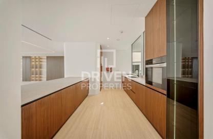 Villa - 5 Bedrooms - 7 Bathrooms for rent in Zuha Island Villas - The World Islands - Dubai Villa - 5 Bedrooms - 7 Bathrooms for rent in Zuha Island Villas - The World Islands - Dubai