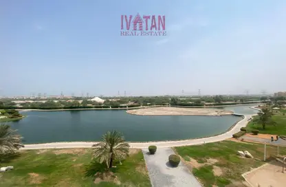 شقة - 2 غرف نوم - 3 حمامات للايجار في برج الياسمين - قرية الياسمين - رأس الخيمة