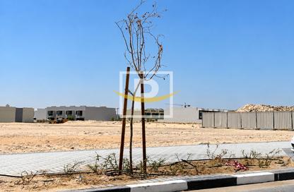 أرض - استوديو للبيع في القرية الغربية - الفرجان - دبي
