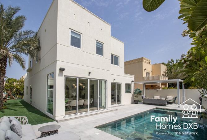 OPEN HOUSE | FRIDAY 16TH 3PM | SAT 17TH 9AM - 12PM