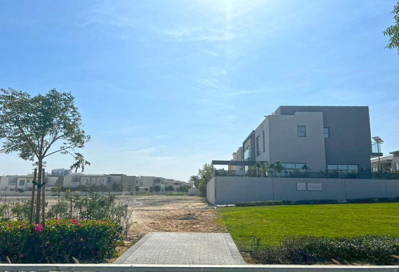Studio land in Saih Shuiab House, Jebel Ali: 10