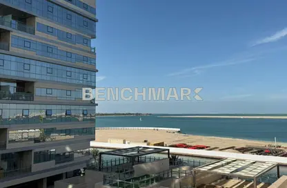 شقة - غرفة نوم - 2 حمامات للبيع في مساكن لامار - برج السيف - شاطئ الراحة - أبوظبي