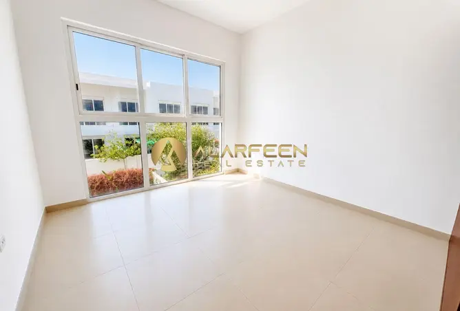 128849444 - Property Image 3
