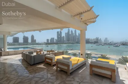 Apartment - 4 Bedrooms - 5 Bathrooms for sale in Five Palm Jumeirah - Palm Jumeirah - Dubai