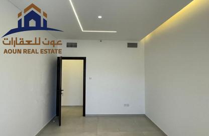 Apartment - 2 Bedrooms - 3 Bathrooms for rent in Al Khan Corniche - Al Khan - Sharjah