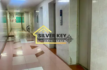 Apartment - 2 Bedrooms - 2 Bathrooms for rent in Budaniq 7 Building - Budaniq - Al Qasimia - Sharjah
