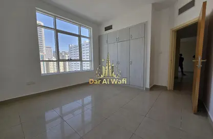 شقة - 2 غرف نوم - 2 حمامات للايجار في مجمع النهدة السكني - النهدة - الشارقة