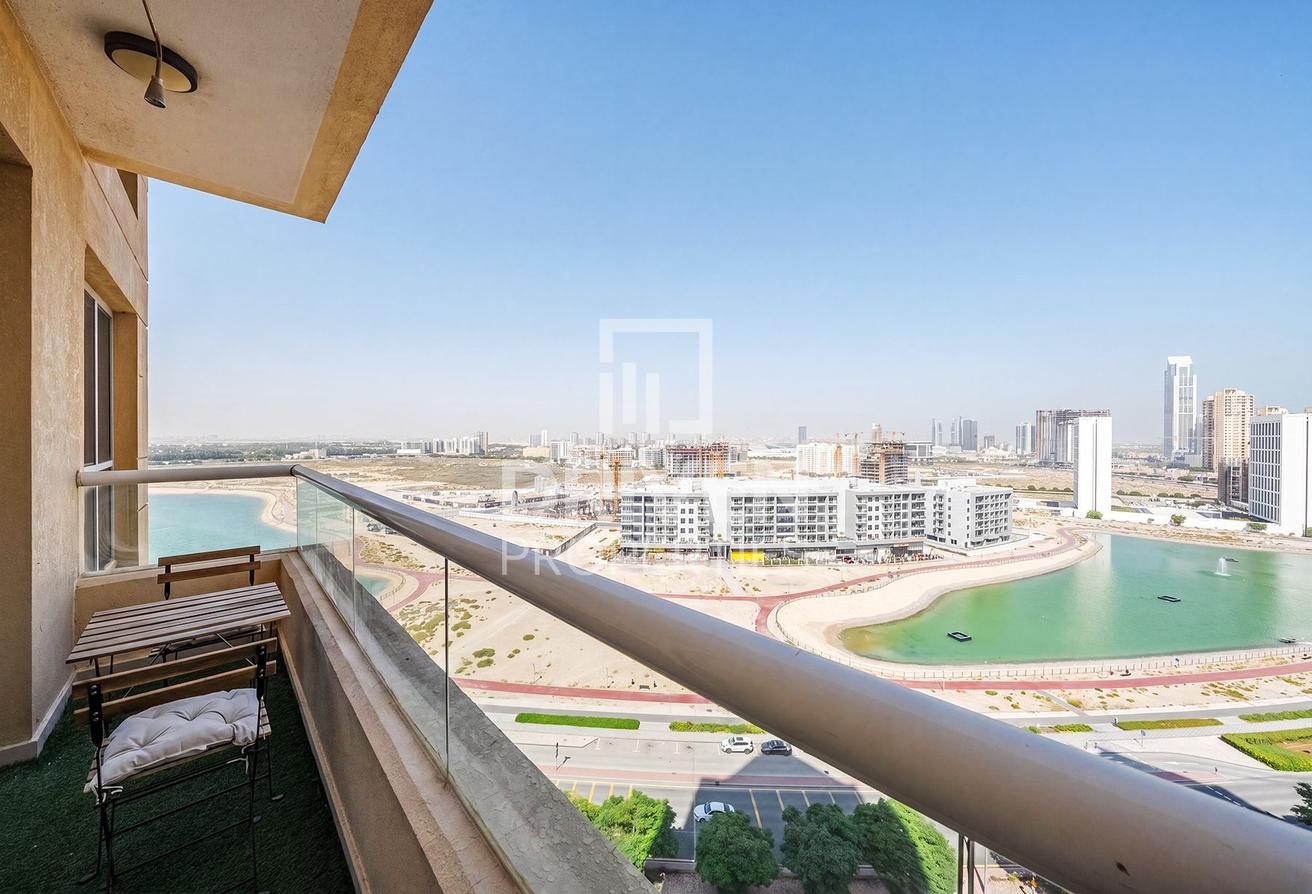 Ready to Move in | Well Managed and Furnished photo 13