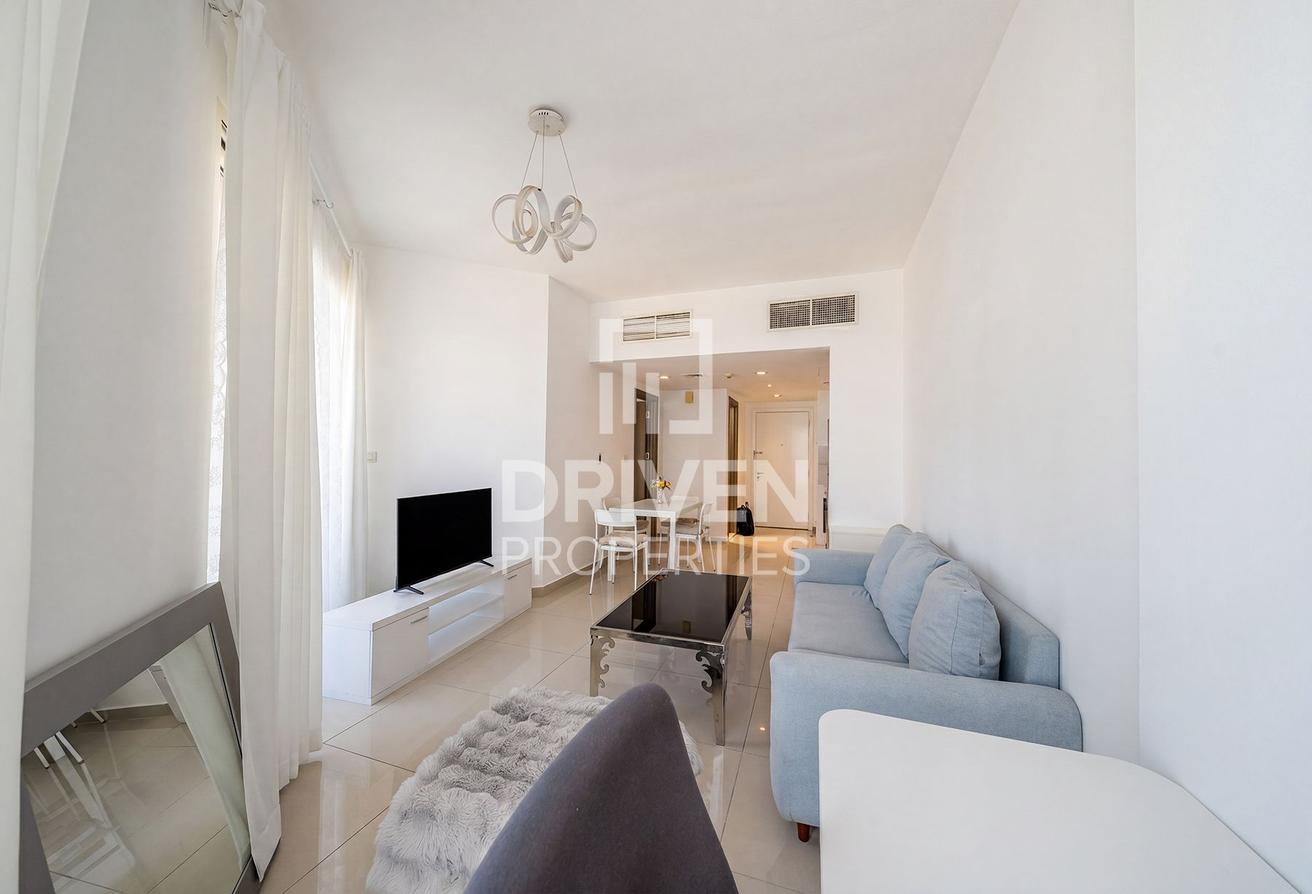 Ready to Move in | Well Managed and Furnished photo 5