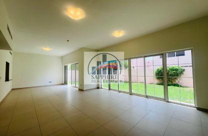 Villa - 4 - 6 for rent in Nad Al Sheba Villas - Nad Al Sheba 3 - Nad Al Sheba - Dubai