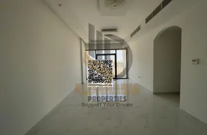 عمارة بالكامل - 8 غرف نوم - 8 حمامات للبيع في سيتي لايف مول التلة - التله 2 - عجمان