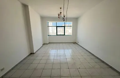 Apartment - 2 Bedrooms - 2 Bathrooms for rent in Qasimia 10 building - Al Mahatta - Al Qasimia - Sharjah