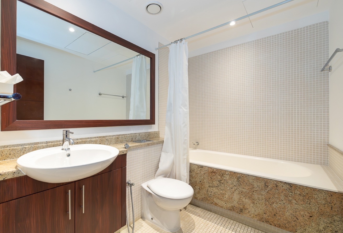 2 bedroom apartment in South Ridge 2, Downtown Dubai: 20